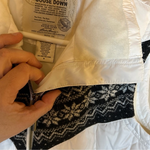 Women’s Size Small White Puffer Vest Eddie Bauer Premium Goose Down Nordic Style - Picture 15 of 16